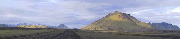 Island 2003: Vi var rundt om Hattafell p&aring; aftenridetur.